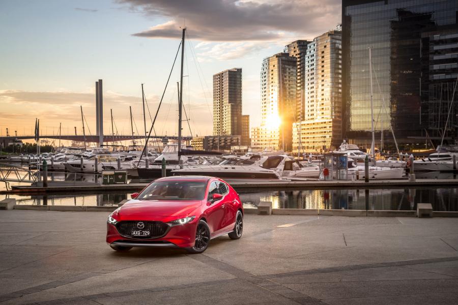  Mazda3 Hatchback 2019 года  (AU) (фото 14 из 46)